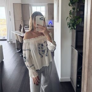 Floral American Eagle Off-Shoulder White Top (Size Small)